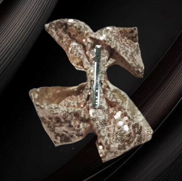 🌲10/$20. ~New Beige Sequin Hair Bow. 7" - Picture 6 of 6
